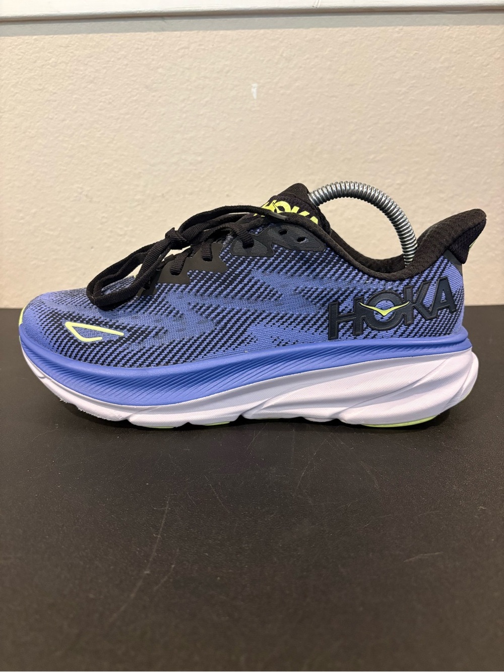 Hoka Clifton 9 Running Shoes Blue Black Women Size 8.5B 1127896 BCKS Sneakers - Picture 2 of 9